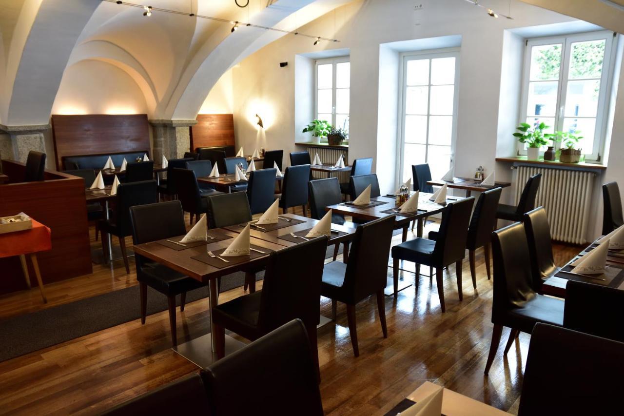 Hotel Krone Brunico Luaran gambar