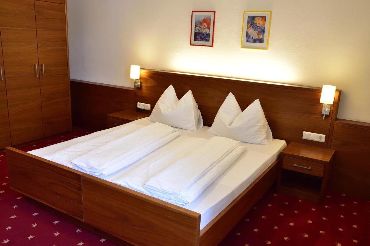 Hotel Krone Brunico Luaran gambar