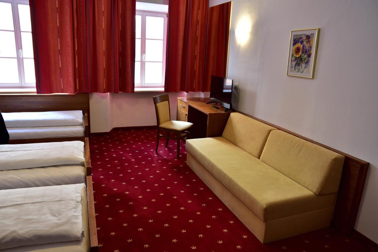 Hotel Krone Brunico Luaran gambar
