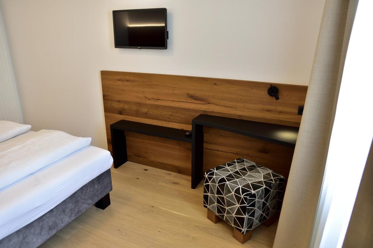 Hotel Krone Brunico Luaran gambar