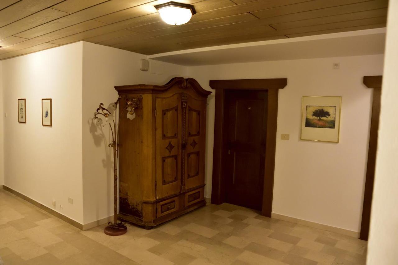 Hotel Krone Brunico Luaran gambar