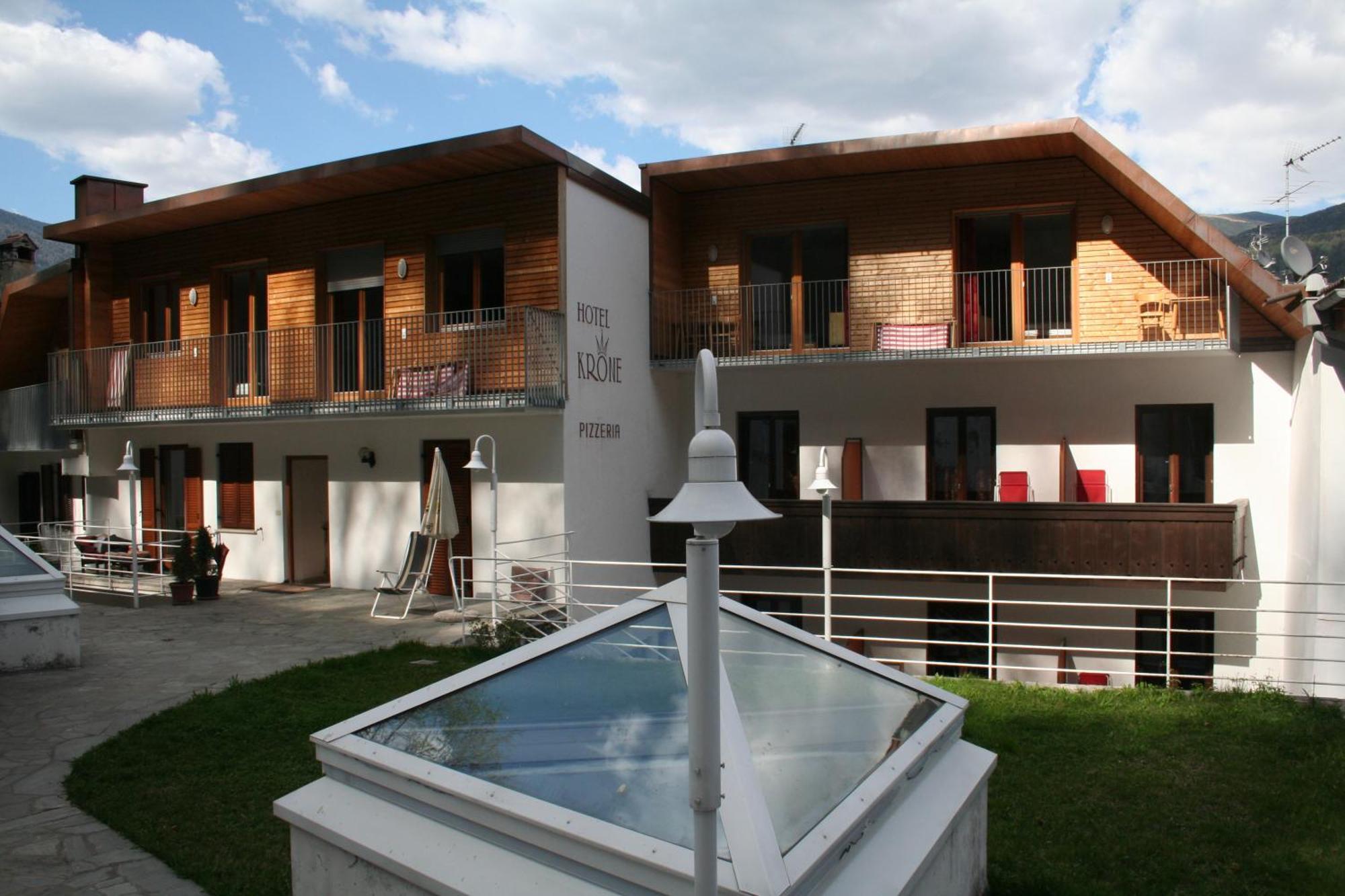 Hotel Krone Brunico Luaran gambar